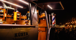 Kusta Barber Truck